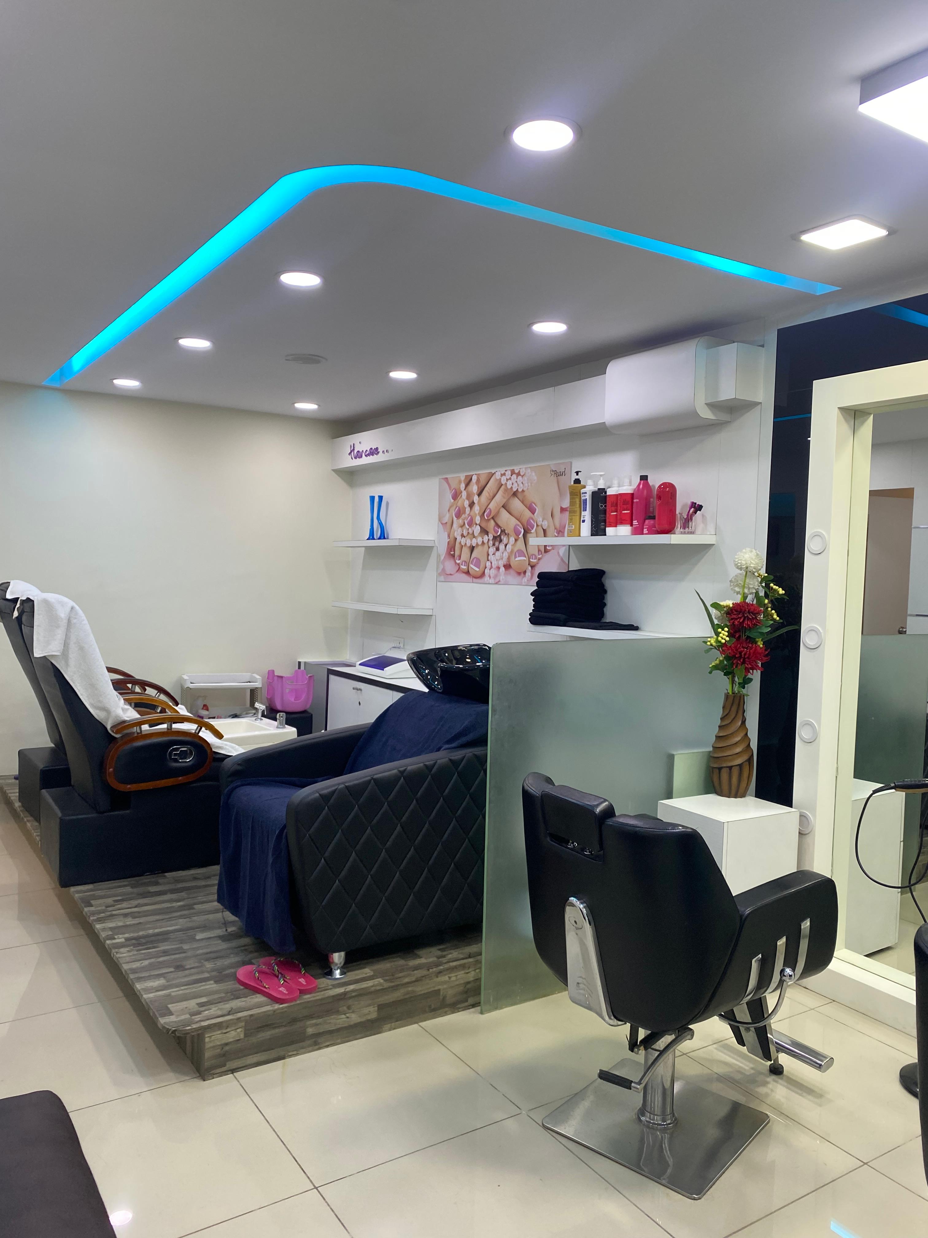 Premium Hair Washing & Rejuvenation Area